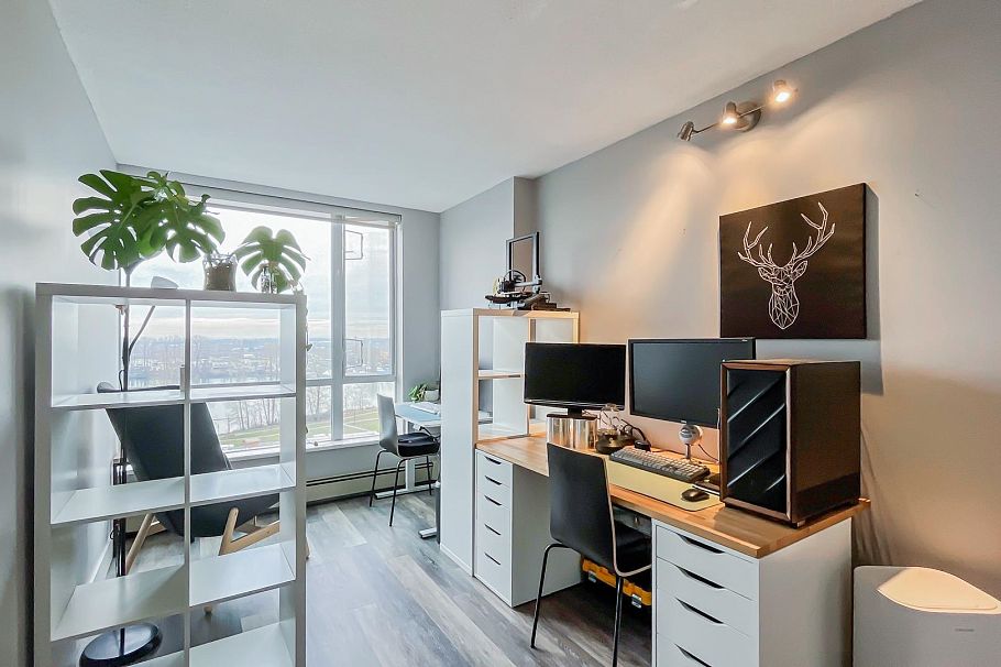 804 3061 N Kent Avenue Vancouver, BC - 17