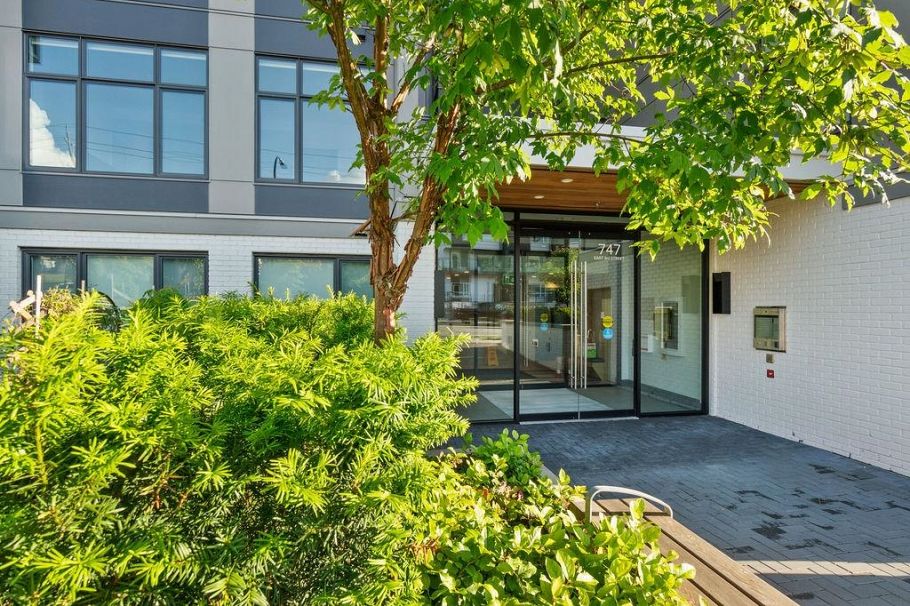 309 747 E 3rd Street North Vancouver, BC - 28