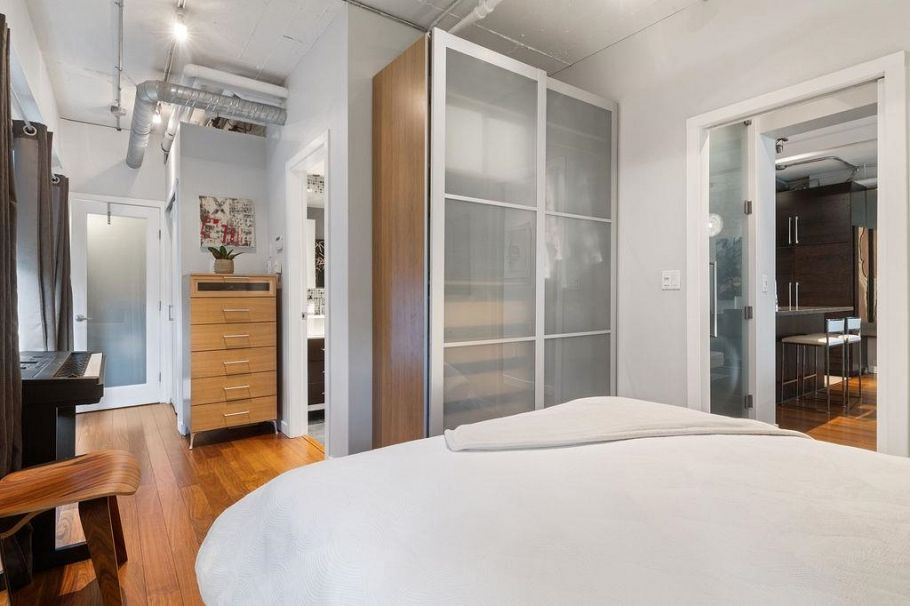 211&212 1529 W 6th Avenue Vancouver, BC - 3