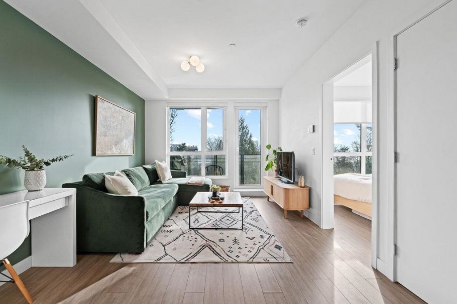 309 747 E 3rd Street North Vancouver, BC - 4