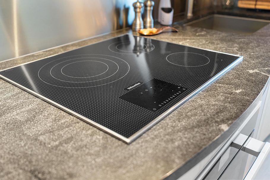 501 1568 Alberni Street Vancouver, BC - 14