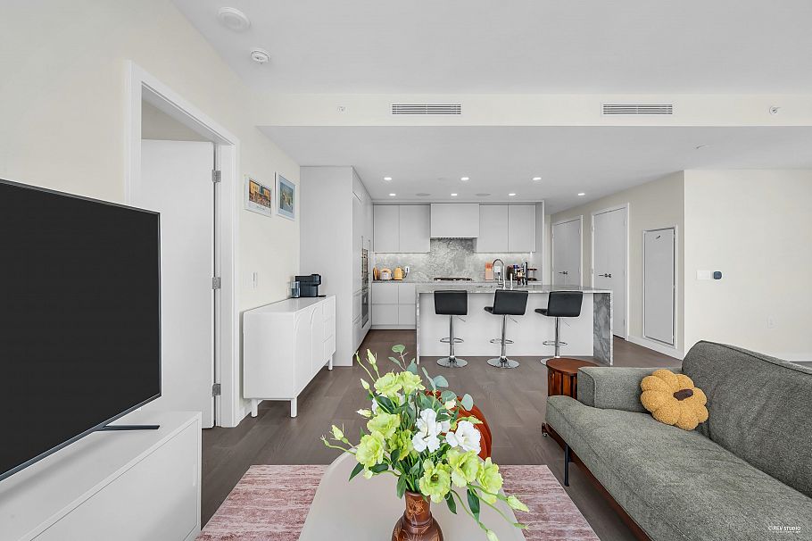 1906 7433 Cambie Street Vancouver, BC - 8