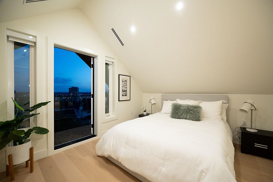 1 773 E 61st Avenue Vancouver, BC - 7