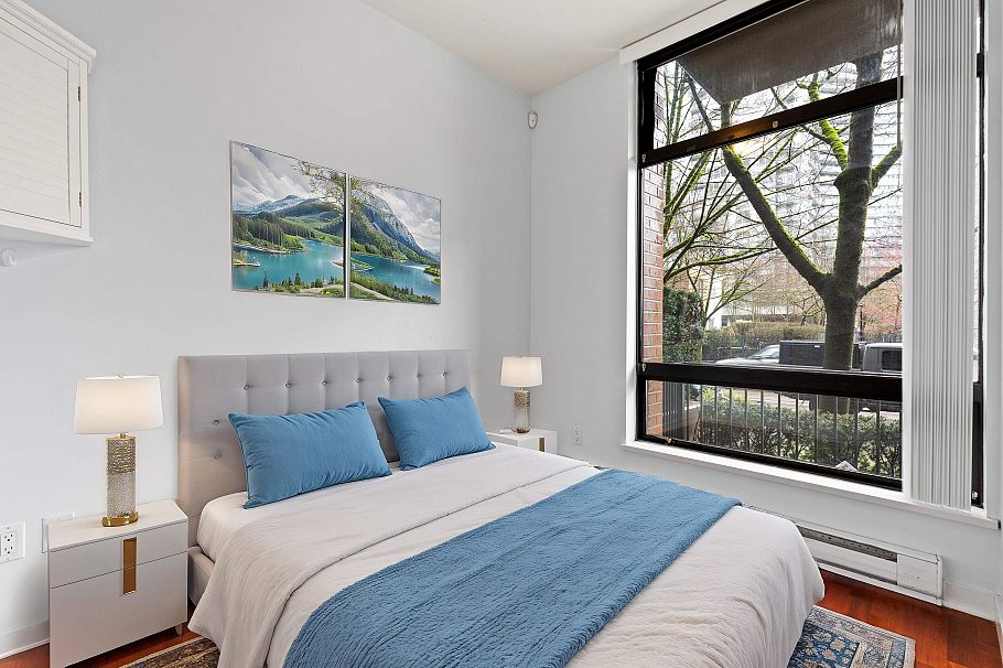 975 Beatty Street Vancouver, BC - 3