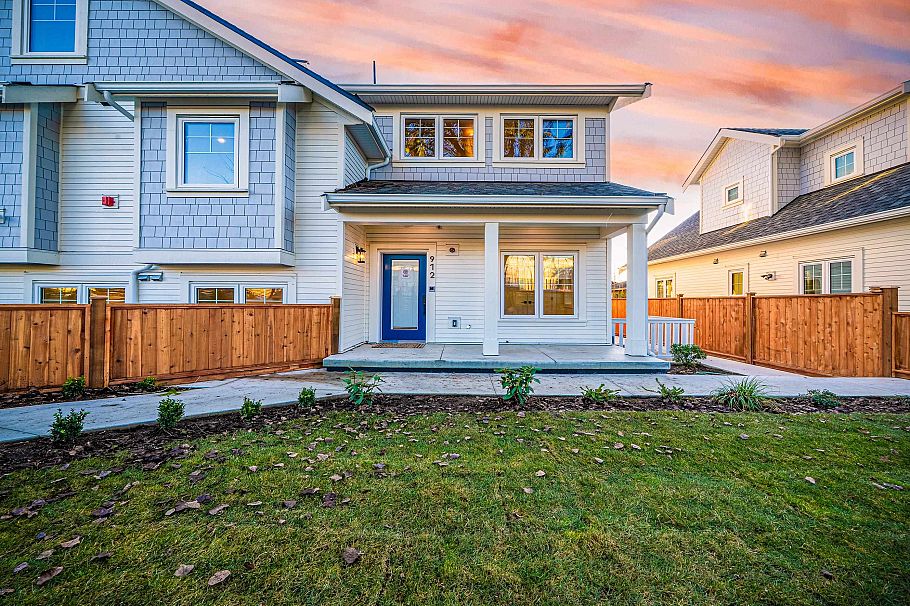 970 Park Drive Vancouver, BC - 2