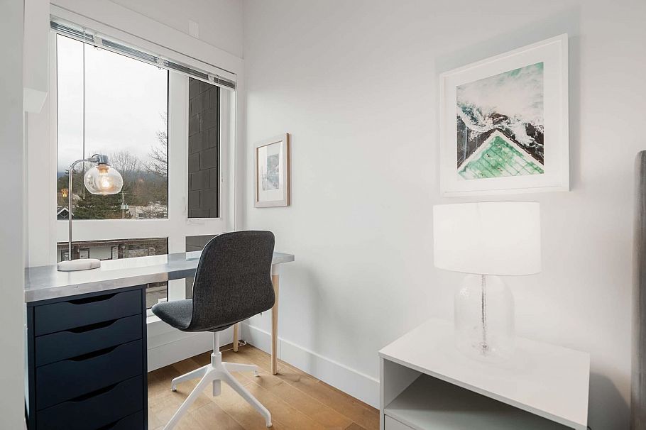 403 857 W 15th Street North Vancouver, BC - 11