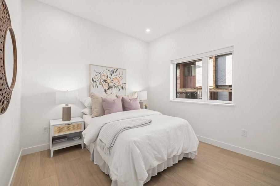 2 727 E 31st Avenue Vancouver, BC - 25