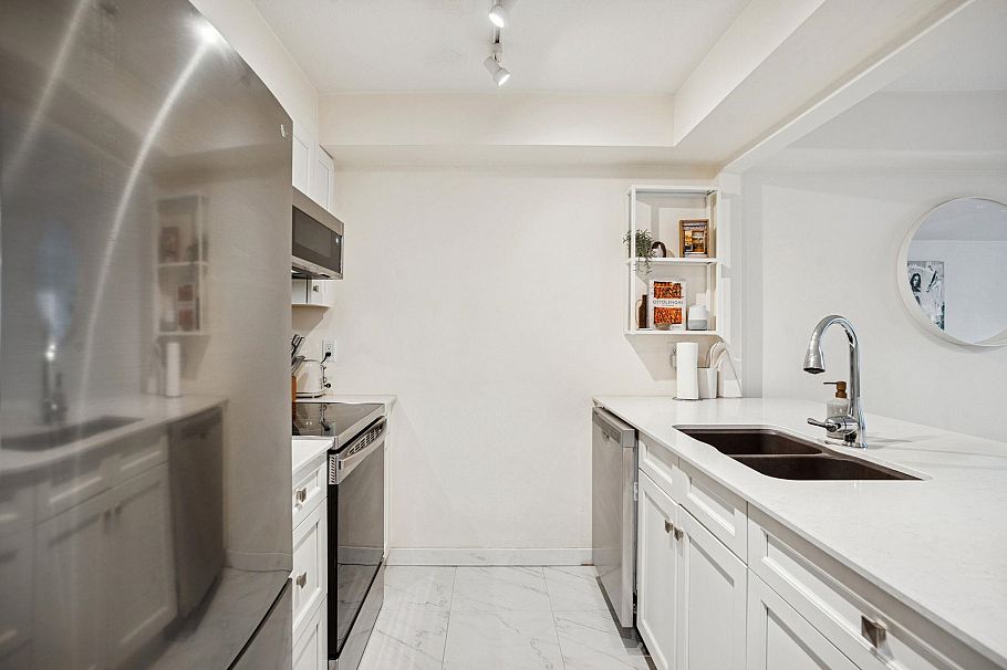 103 1515 E 6th Avenue Vancouver, BC - 11