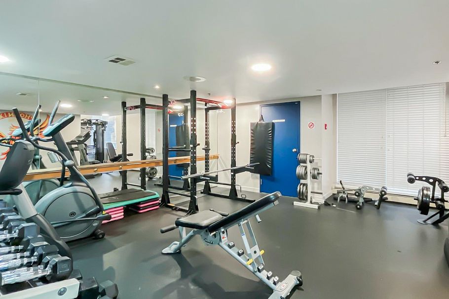 804 3061 N Kent Avenue Vancouver, BC - 24