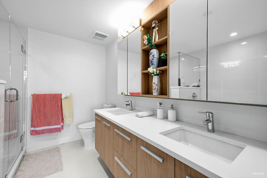 1008 1210 E 27th Street North Vancouver, BC - 18