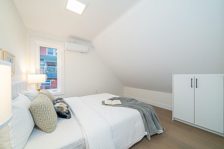 1926 William Street Vancouver, BC - 20