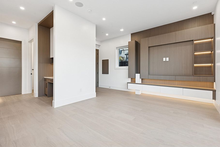 2 847 E 10 Avenue Vancouver, BC - 12