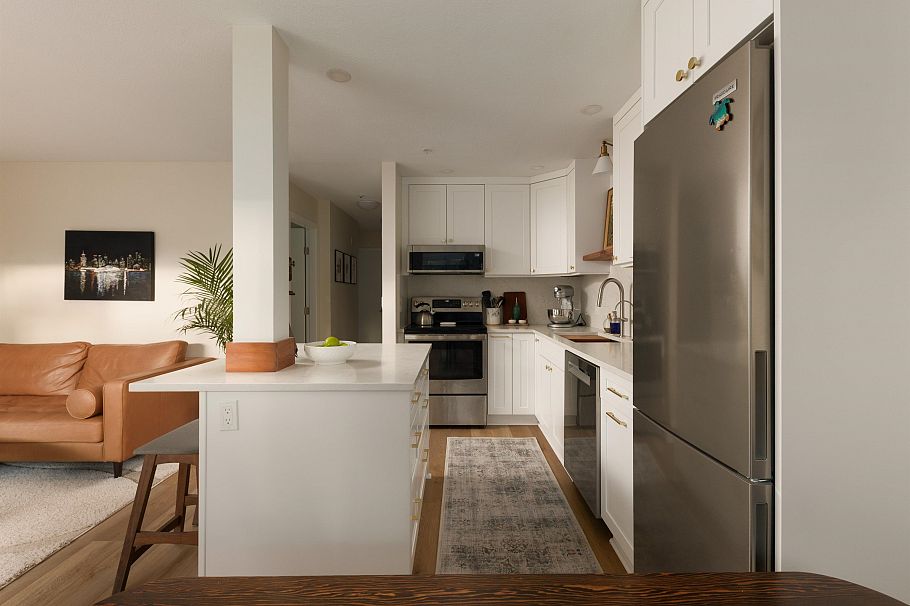 101 2133 Dundas Street Vancouver, BC - 10