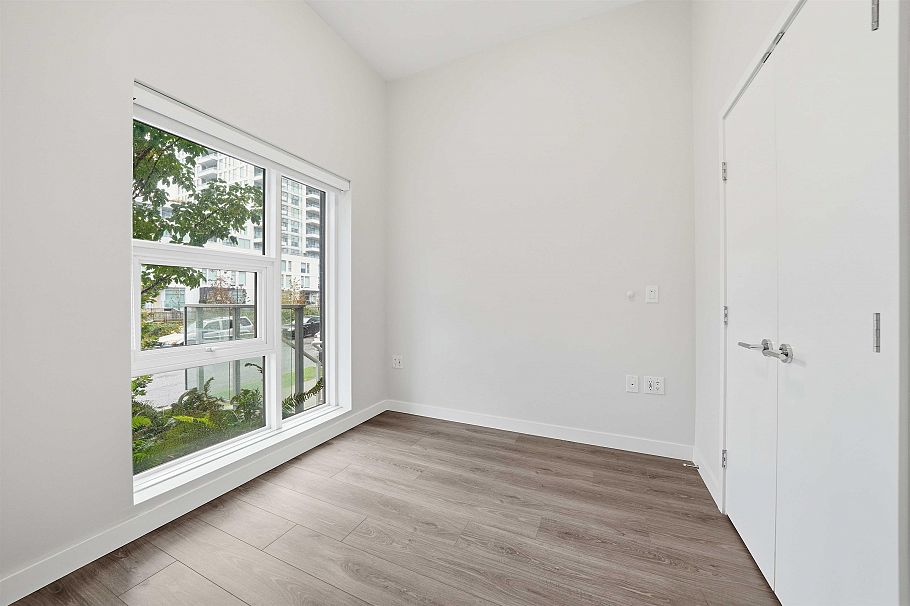 115 3430 E Kent Avenue South Avenue Vancouver, BC - 14