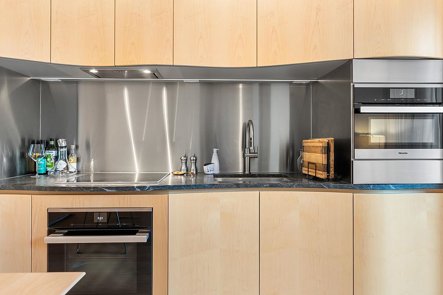 501 1568 Alberni Street Vancouver, BC - 11