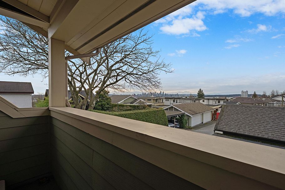 335 E 8th Street North Vancouver, BC - 26