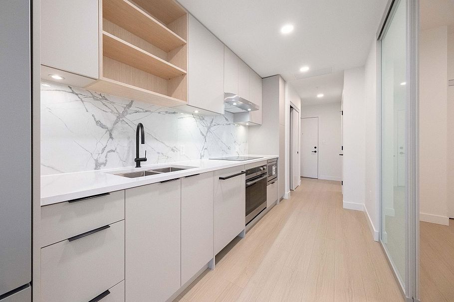 310 422 E 3rd Street North Vancouver, BC - 11