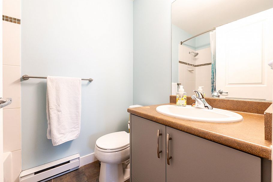 PH11 2265 E Hastings Street Vancouver, BC - 12