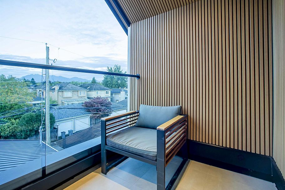 2 2785 W 21 Avenue Vancouver, BC - 24