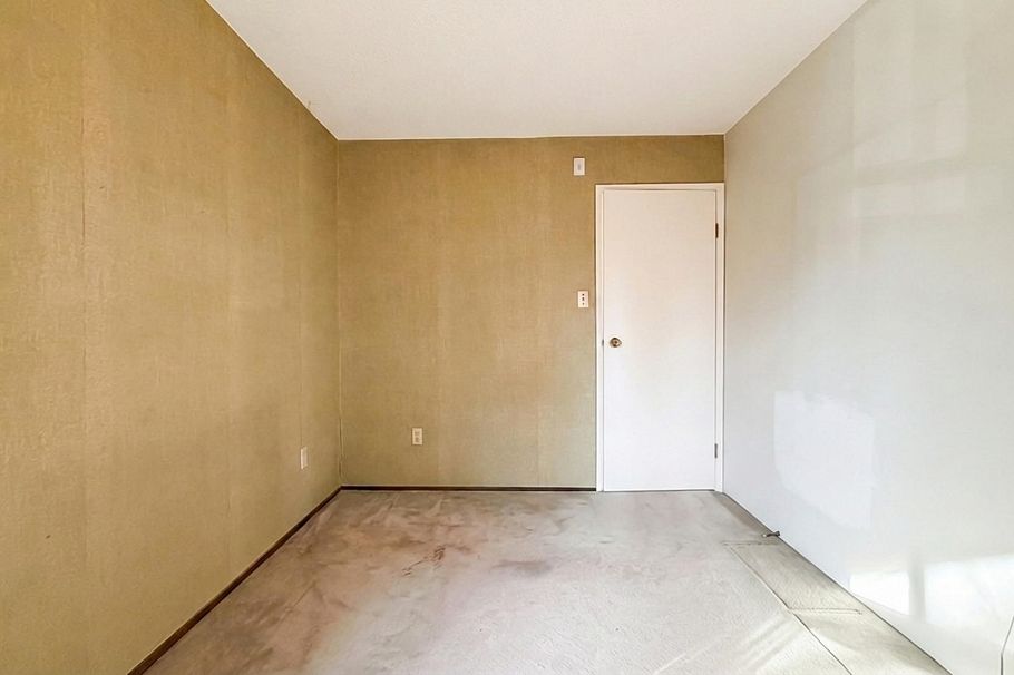 205 1750 Maple Street Vancouver, BC - 16