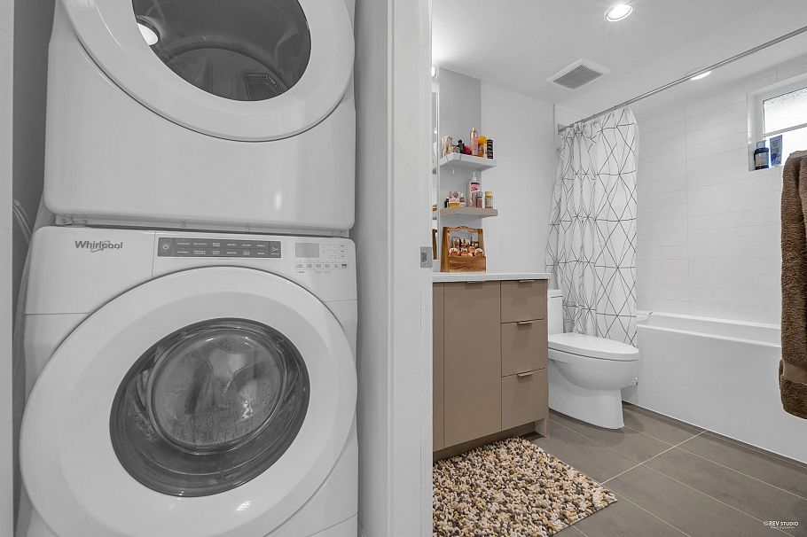 7901 Oak Street Vancouver, BC - 17