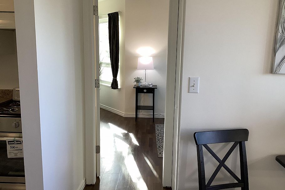 301 16 Lakewood Drive Vancouver, BC - 24