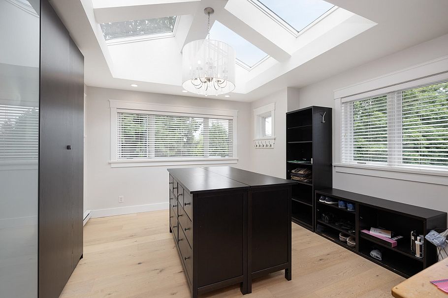 2678 Ailsa Crescent North Vancouver, BC - 32