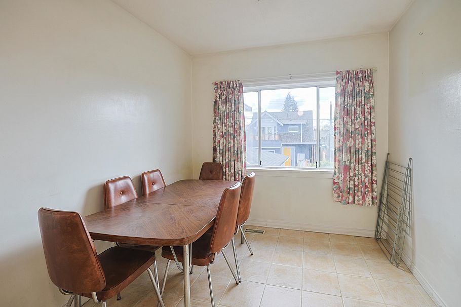 2584 E Georgia Street Vancouver, BC - 3