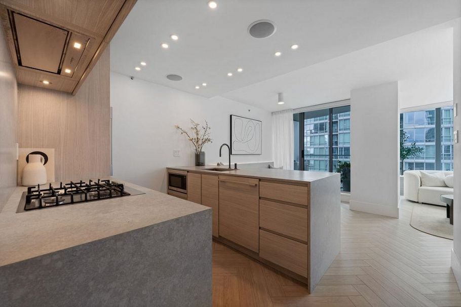 2206 1438 Richards Street Vancouver, BC - 10