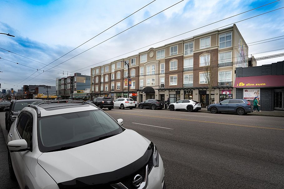 PH11 2265 E Hastings Street Vancouver, BC - 35