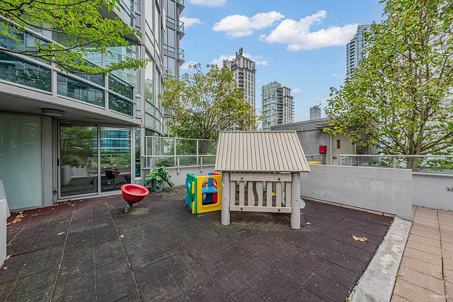 1002 833 Homer Street Vancouver, BC - 33
