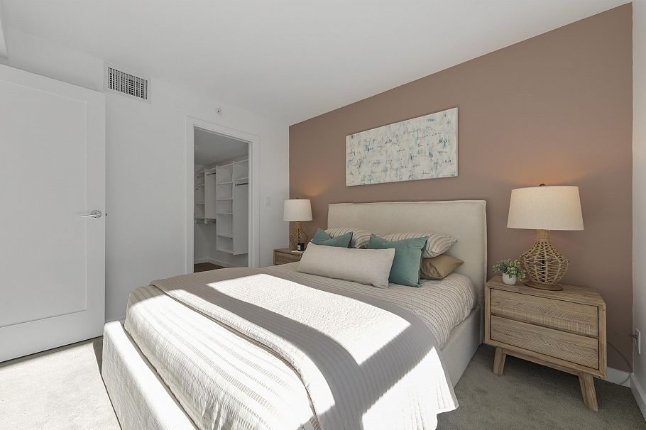 374 2080 W Broadway Vancouver, BC - 22