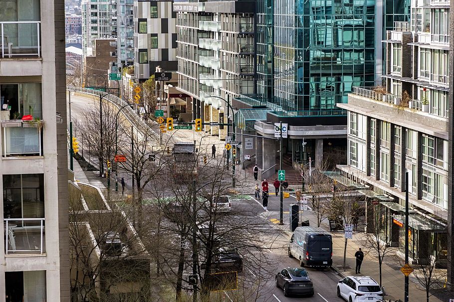 706 1212 Howe Street Vancouver, BC - 27