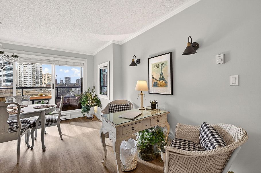 1108 1060 Alberni Street Vancouver, BC - 3