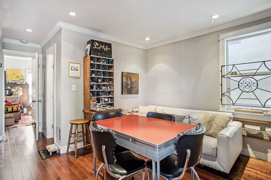 3617 Adanac Street Vancouver, BC - 8