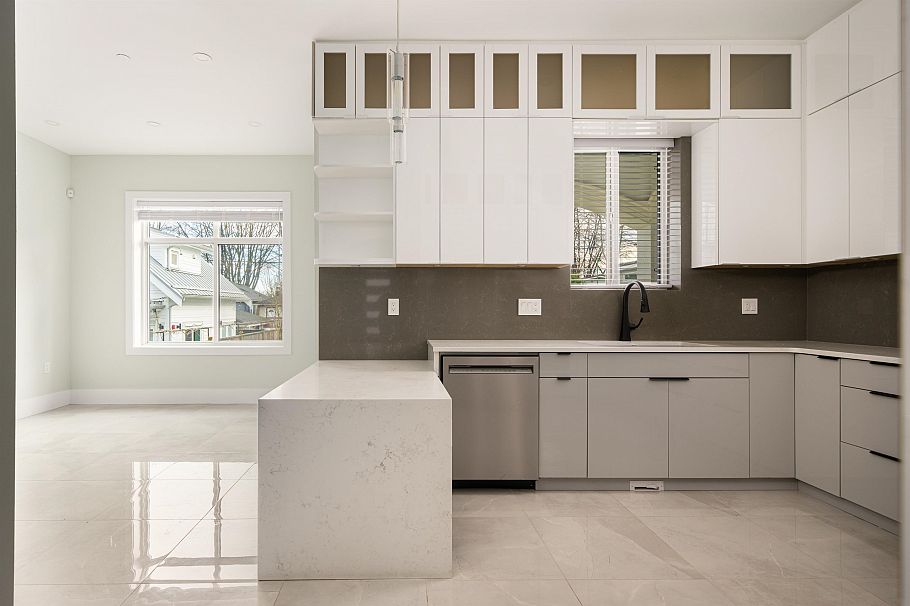 1 58 E 39th Avenue Vancouver, BC - 9