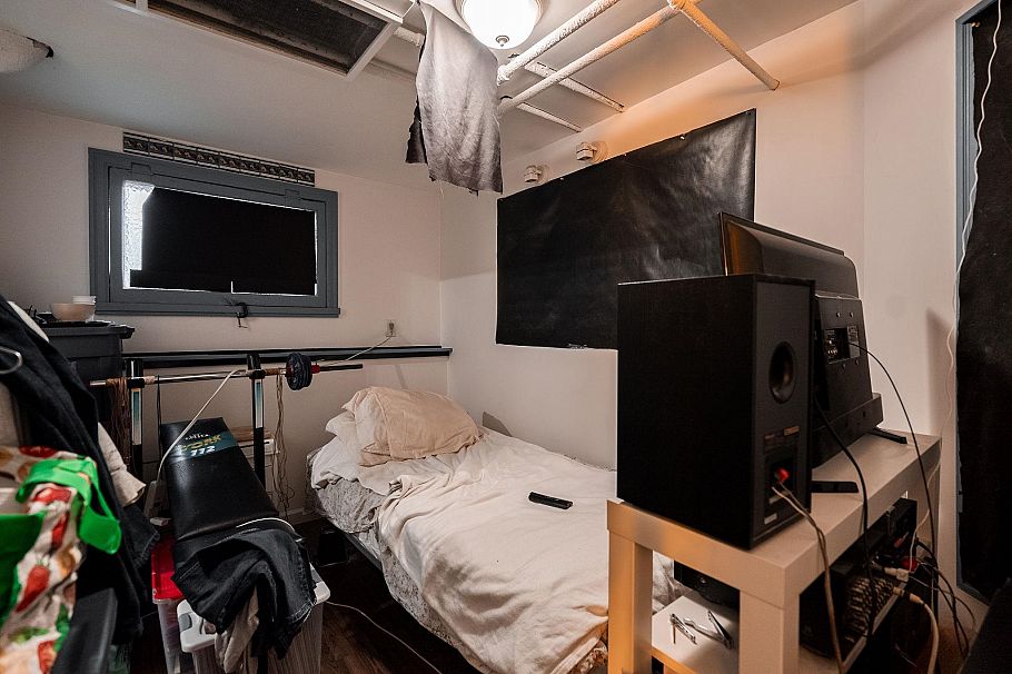 228 E 26th Avenue Vancouver, BC - 20