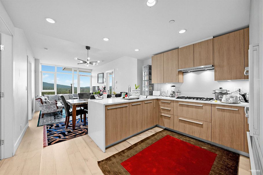 1008 1210 E 27th Street North Vancouver, BC - 4