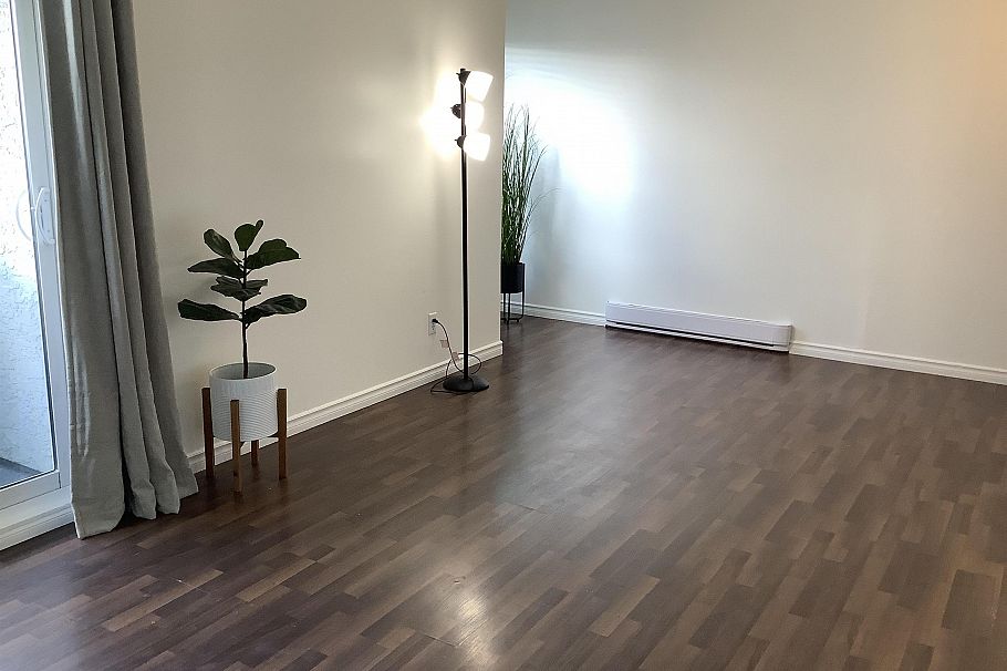 301 16 Lakewood Drive Vancouver, BC - 19