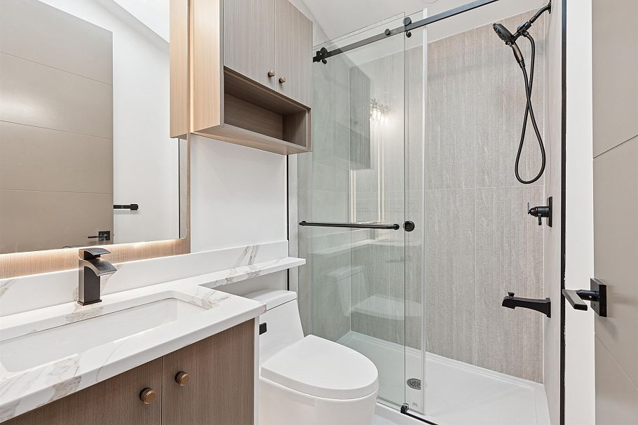 2 847 E 10 Avenue Vancouver, BC - 35