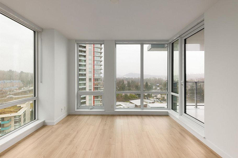 1203 1500 Fern Street North Vancouver, BC - 4