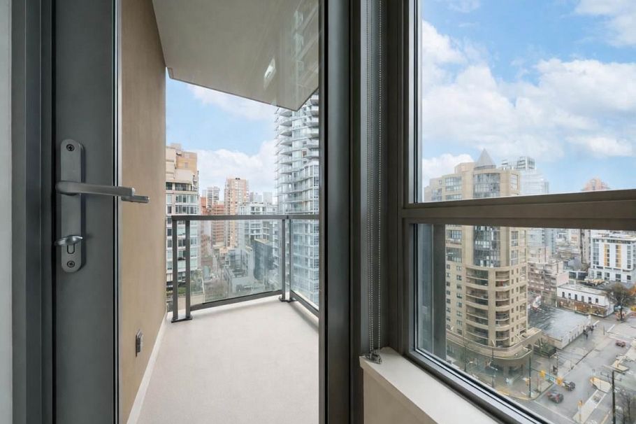 1506 1308 Hornby Street Vancouver, BC - 16