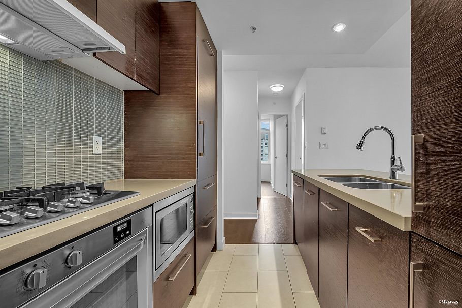 1002 833 Homer Street Vancouver, BC - 5