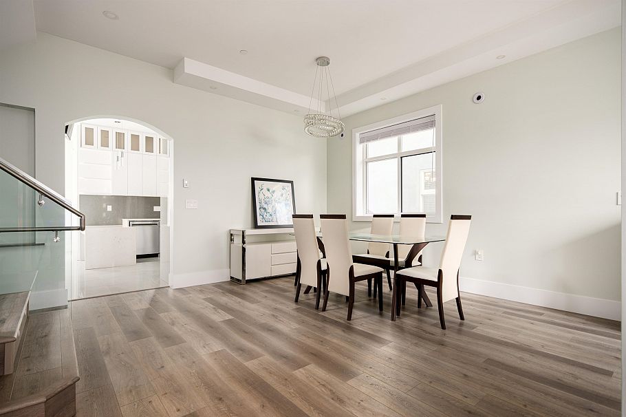 1 58 E 39th Avenue Vancouver, BC - 4