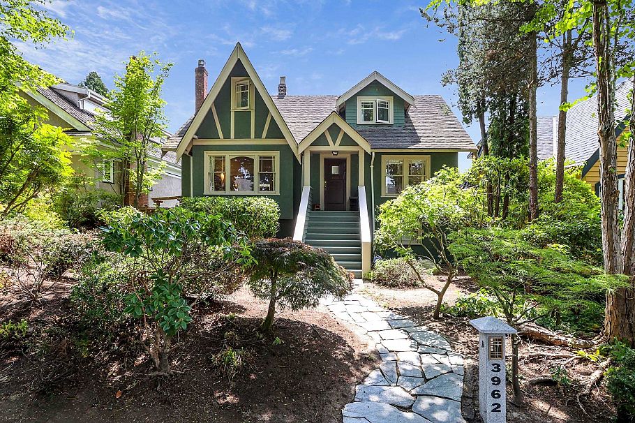 3962 W 22nd Avenue Vancouver, BC - 2