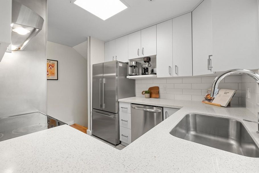 205 2212 Oxford Street Vancouver, BC - 11