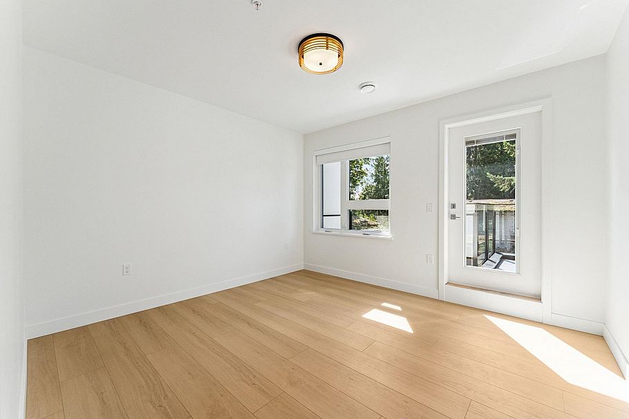 844 St. Denis Avenue North Vancouver, BC - 15