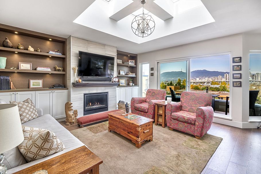 1251 W 7th Avenue Vancouver, BC - 3