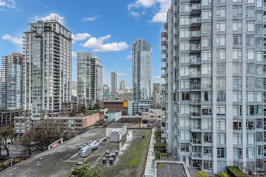 1002 833 Homer Street Vancouver, BC - 12