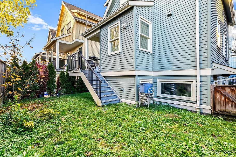 437 Vernon Drive Vancouver, BC - 33